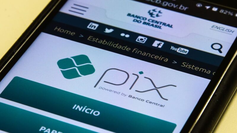 Pix é usado por 71% dos brasileiros
