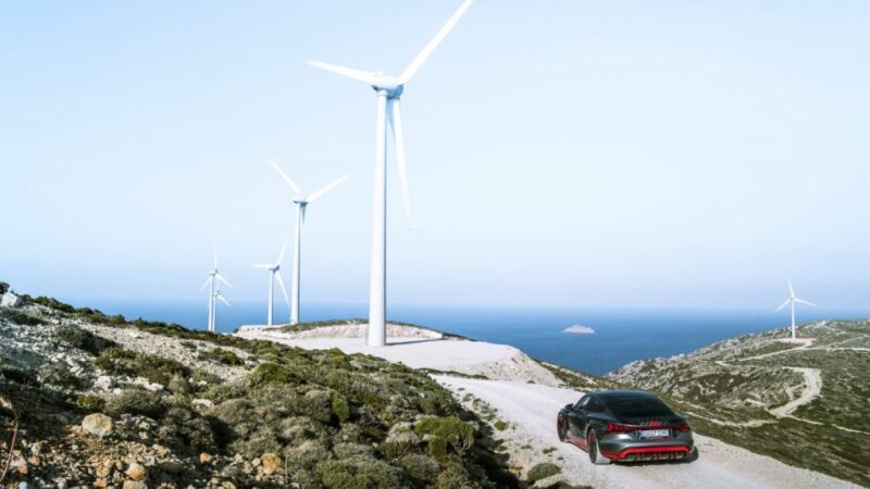 Audi inicia produção em série do e-tron GT na planta de Bollinger Höfe