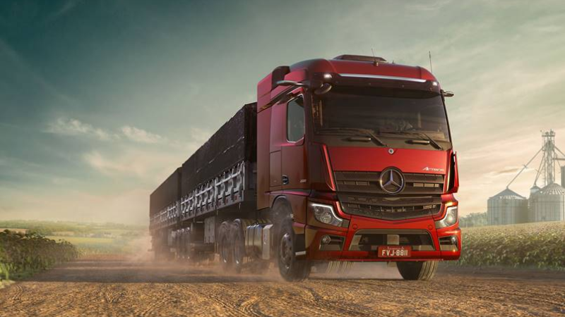 Mercedes-Benz é a fabricante de caminhões mais inovadora do Brasil