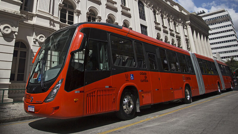 Ônibus anotam queda de 31,2% no bimestre, a maior de todos os segmentos