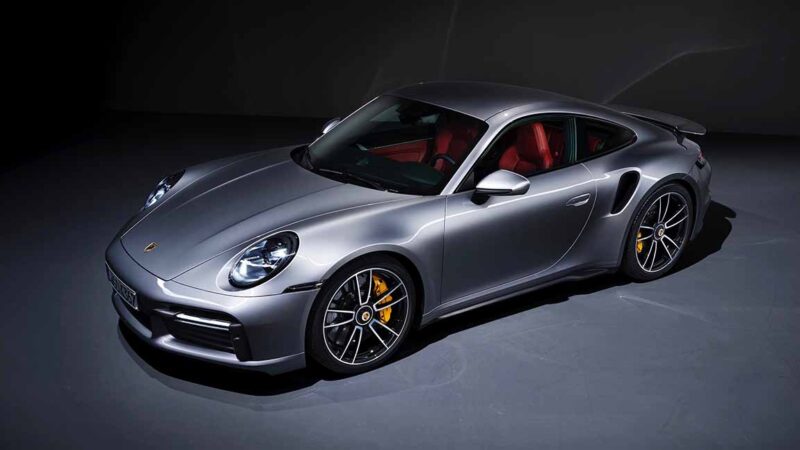 Porsche já registra novo recorde de vendas no Brasil