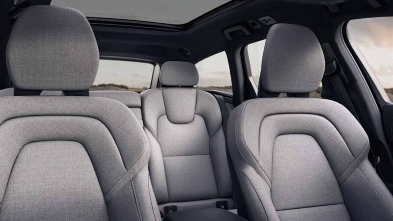 Volvo XC60 híbrido ganha versão com interior em tecido sustentável