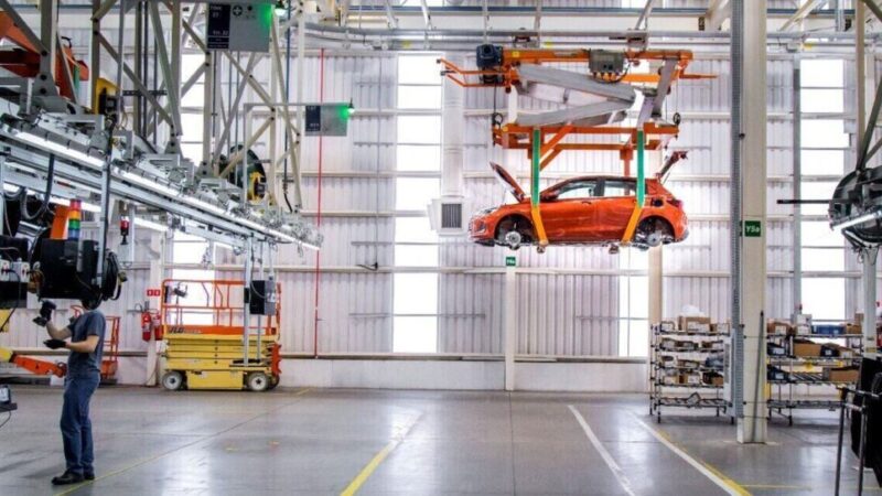 GM também paralisa a produção no ABC; 18 fábricas estão paradas