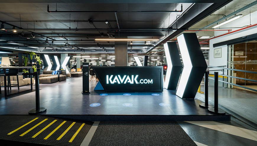 Startup de carros usados Kavak estreia no Brasil e investe R$ 2,5 bi