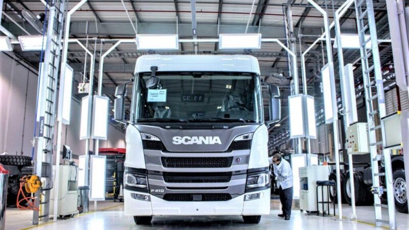 Falta de peças também afeta a produção da Scania