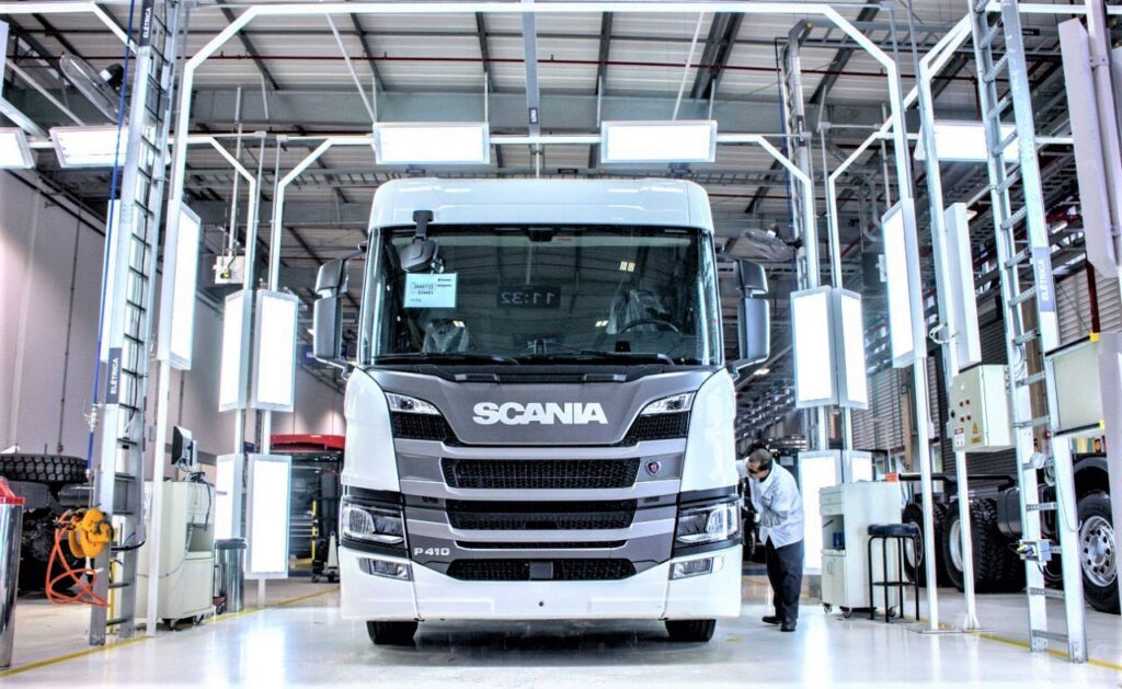 Falta de peças também afeta a produção da Scania
