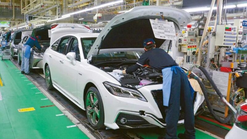Toyota corta 40% da produção de novo, por falta de chips e peças