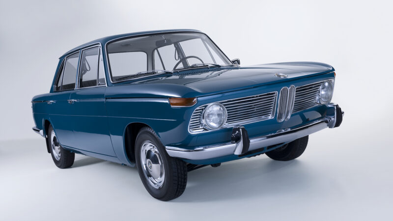 BMW New Class completa 60 anos como o primeiro sedã pequeno esportivo da marca
