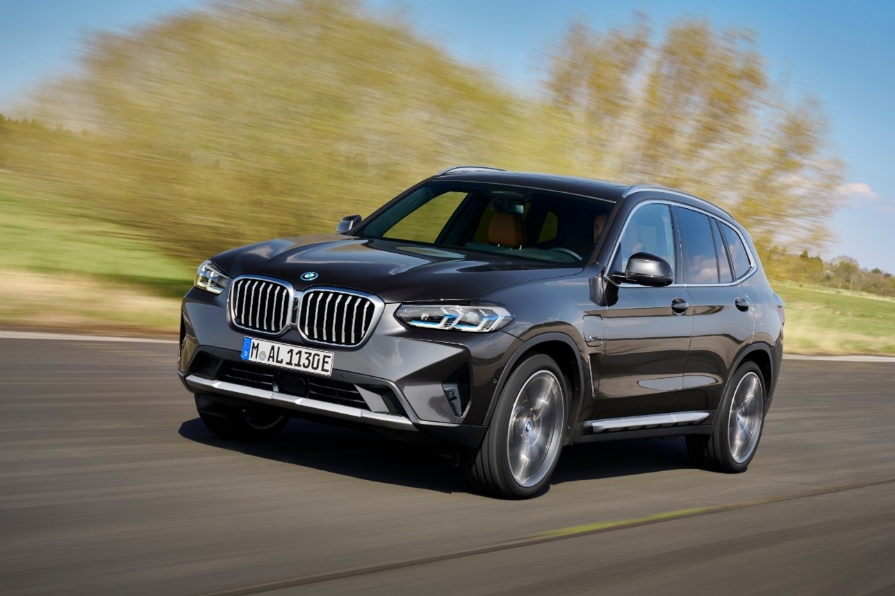 BMW lança novo X1 em três versões