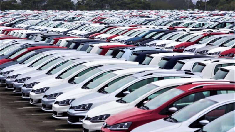Anfavea celebra recuperação das vendas de veículos, mas questiona se é sustentável