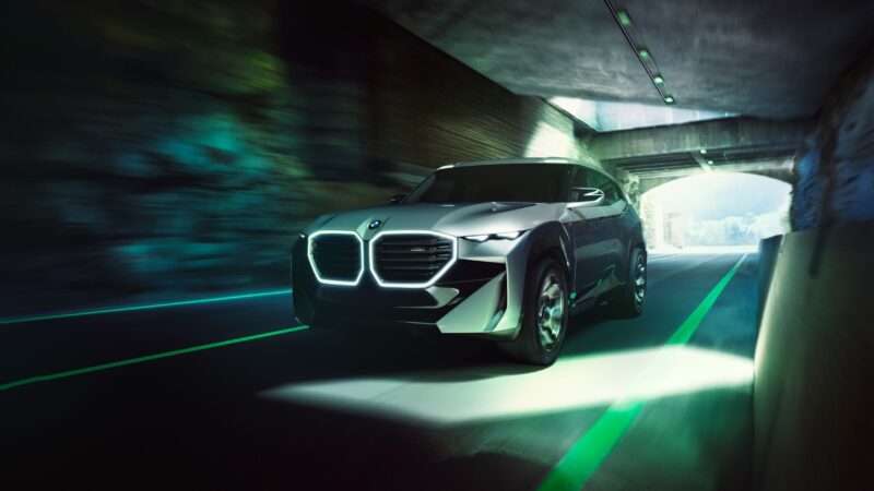 BMW Concept XM apresenta potência e luxo