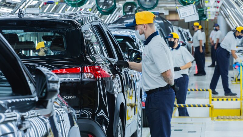 Toyota inicia terceiro turno de produção em Sorocaba