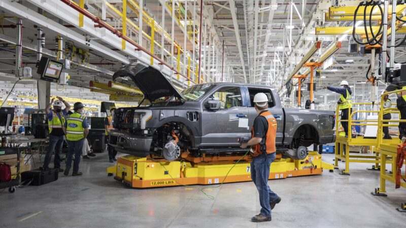 Segunda maior do mundo? Ford quer produzir 600 mil VEs por ano já em 2023