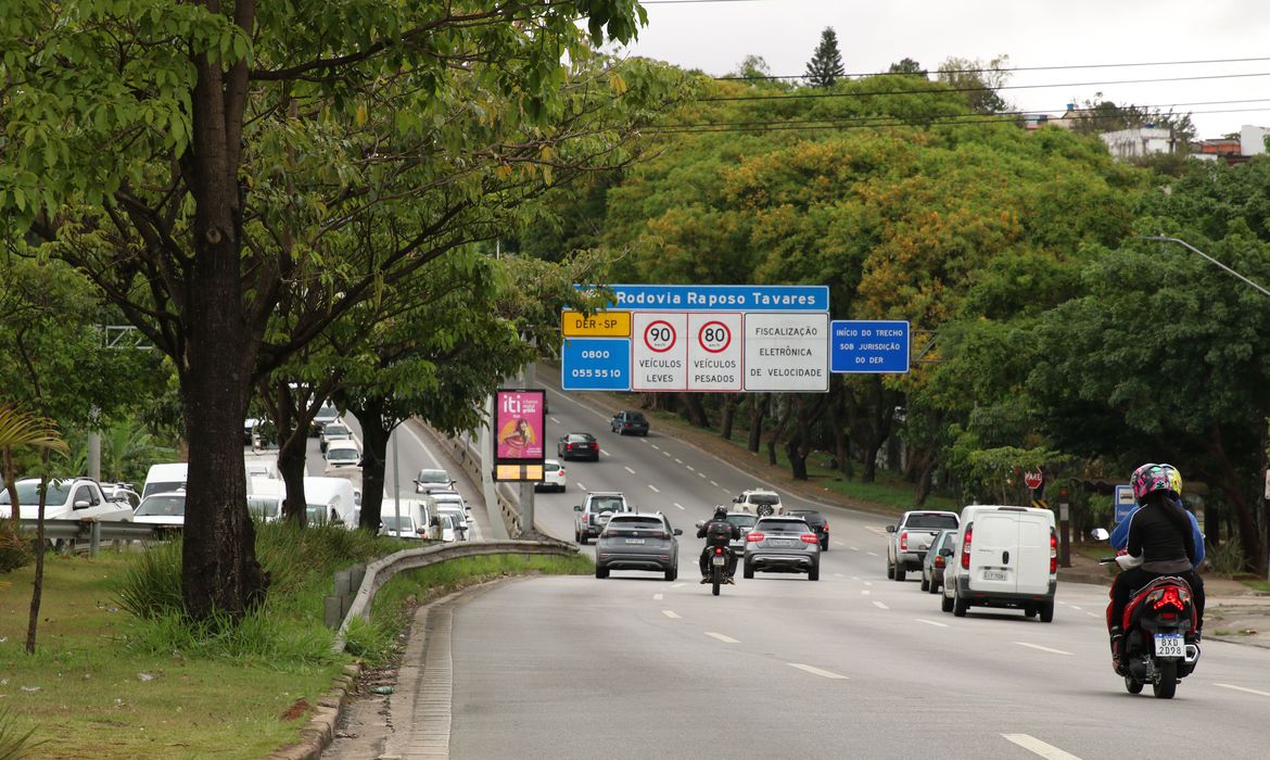 3,8 milhões de veículos circularam por rodovias de São Paulo na semana do Natal