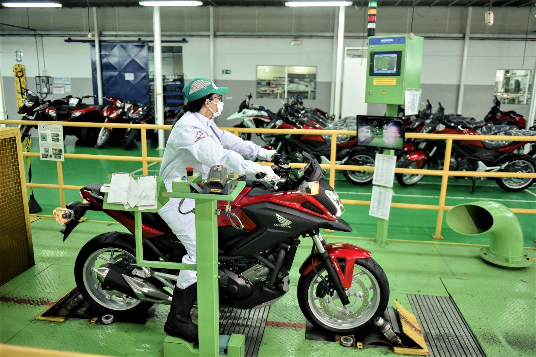 Produção de motos em 2021 acumula alta próxima a 26%