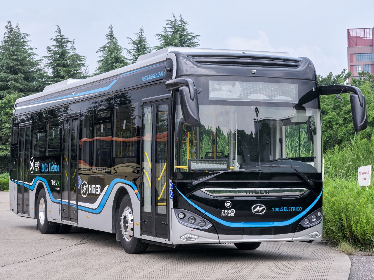 ZF é fornecedora do primeiro ônibus da Higer Bus para o mercado brasileiro