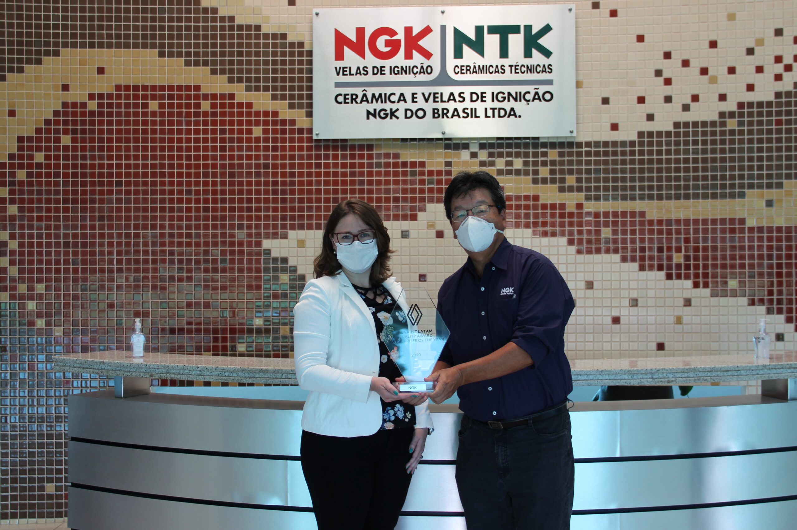 NGK do Brasil recebe prêmio internacional da Renault