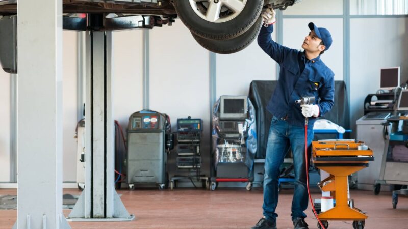 Manutenção correta dos pneus e do veículo ajuda a economizar combustível