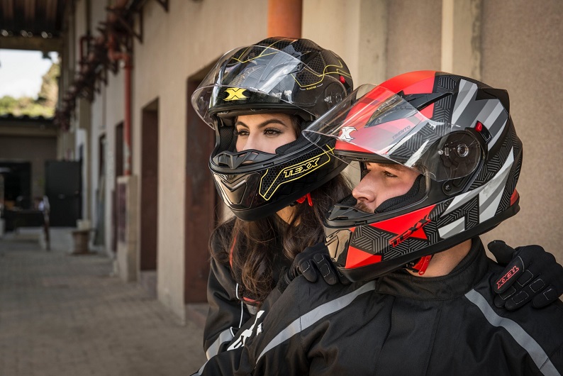 Maio Amarelo: 6 dicas para escolher um bom capacete de moto