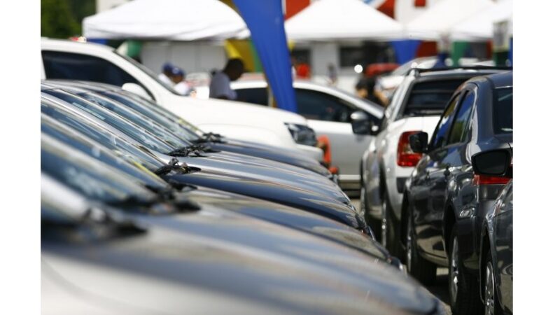 Transações de veículos usados crescem quase 25% em maio