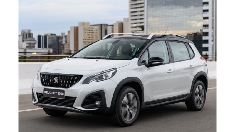 Peugeot apresenta novidades para linha 2023 do SUV 2008