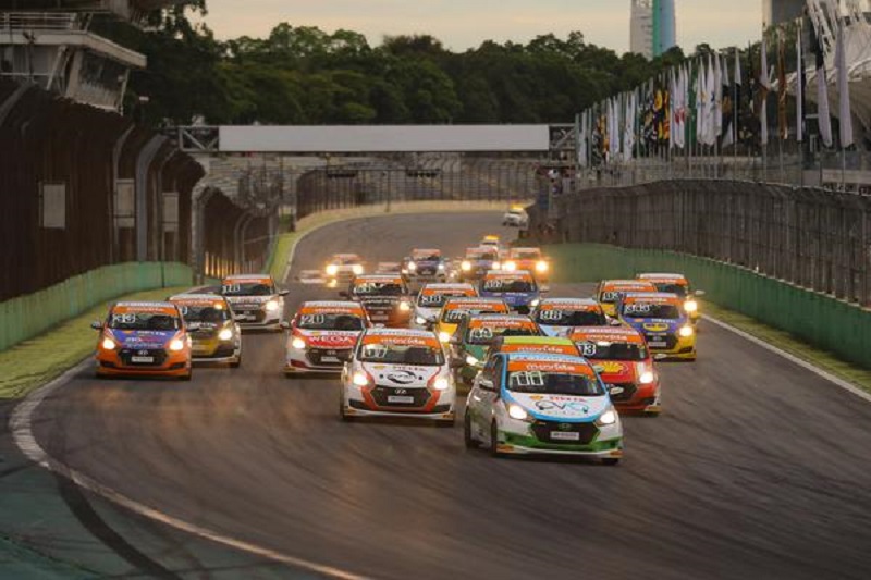 Autódromo de Interlagos recebe quarta etapa da Copa Shell HB20