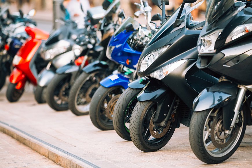 Procura por motos leva Fenabrave a elevar projeção de vendas em 2022