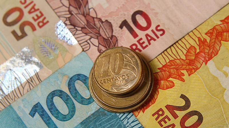 Governo vai propor salário mínimo de R$ 1.302 em 2023