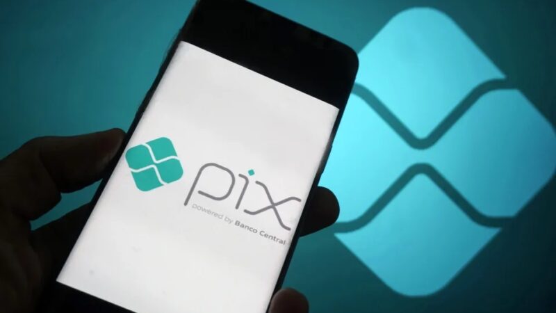Pix bate recorde ao movimentar R$ 53 bilhões em um só dia