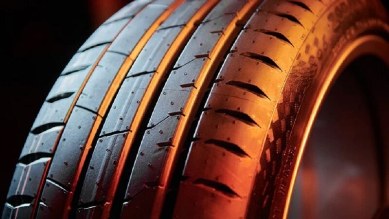 Continental lança pneu SportContact 7 para consumidor premium