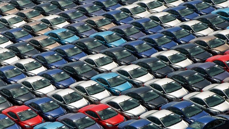 Venda de veículos importados retrai 1,9% em fevereiro