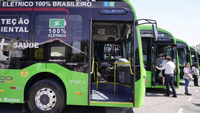 São Paulo recebe 50 ônibus elétricos para frota do transporte público