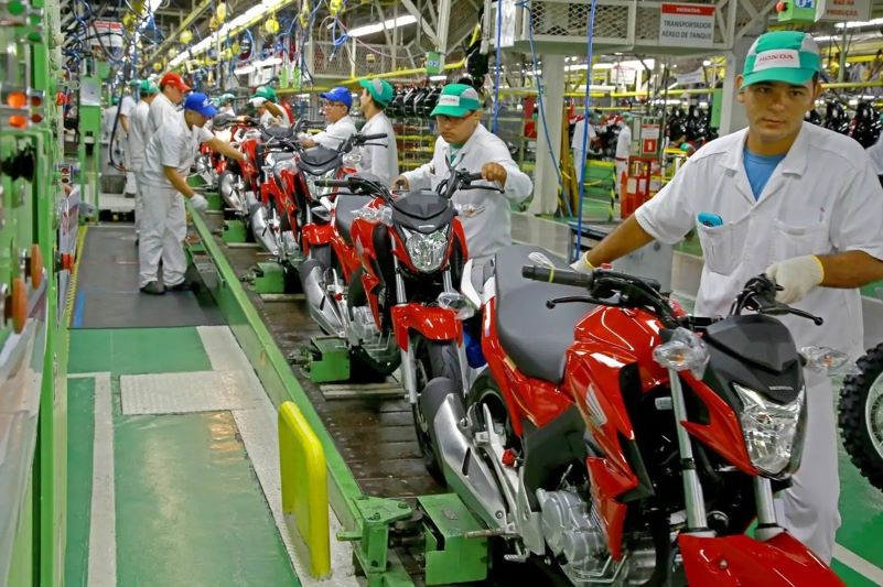 Produção de motos no Brasil tem melhor ano da década