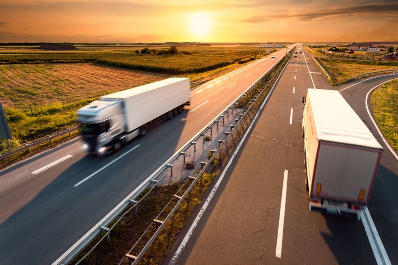 Sobrecarga nos caminhões pode provocar desgaste prematuro nos amortecedores