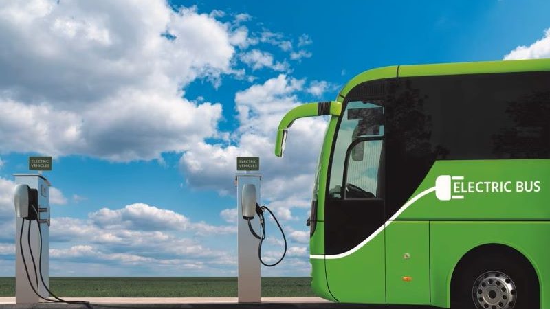 Demanda por ônibus elétricos estimula o setor automotivo