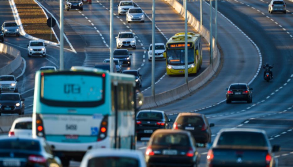 33% dos veículos em circulação nas estradas trazem riscos aos usuários