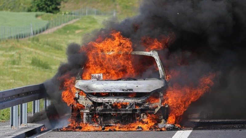 Manutenção regular previne riscos de incêndio em veículos nas rodovias