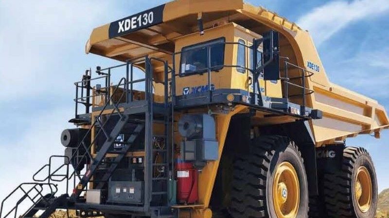XCMG amplia a oferta de caminhões e máquinas no País