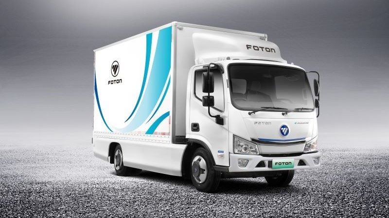Caminhão urbano Foton 100% elétrico tem baixo custo operacional