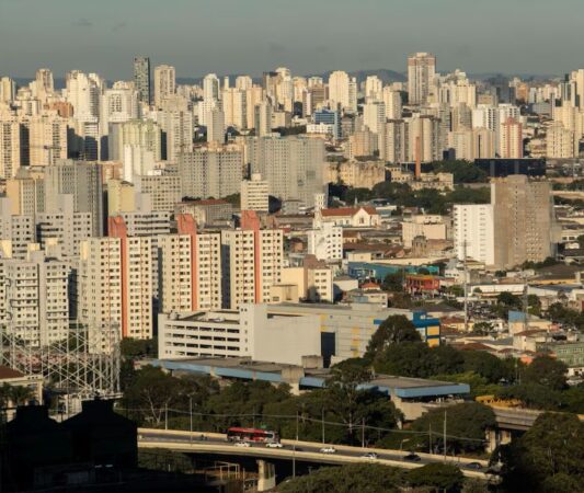 Prefeitura de São Paulo abre cadastro para programa de desconto para quitar dívidas de IPTU e ISS