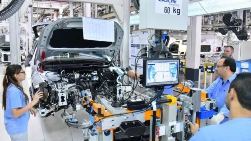Produção de veículos cai 11,8% em março, diz Anfavea