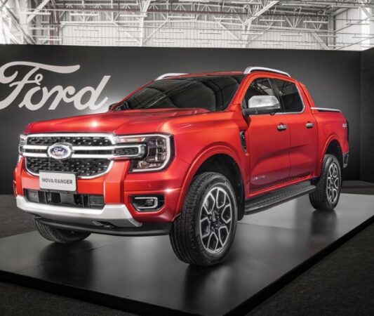 Ford é a marca que mais cresce em abril