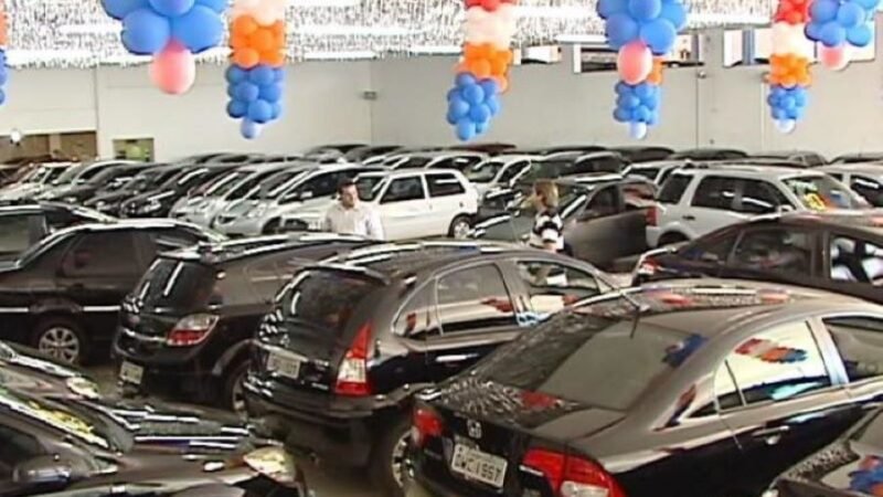 Vendas de veículos usados recuam no início do ano