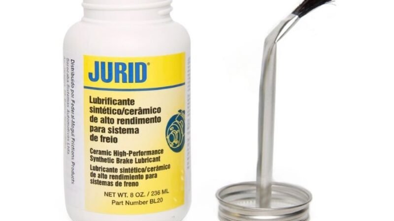 Lubrificação de componentes do freio reduz ruídos e aumenta a vida útil do sistema