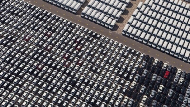 Vendas em março avançaram, mas sem impacto nas previsões