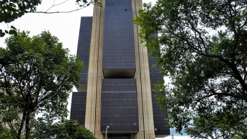 Banco Central reduz juros básicos para 14,5% ao ano