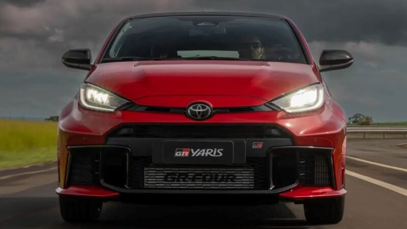 Novo esportivo da Toyota chega ao Brasil com câmbio manual