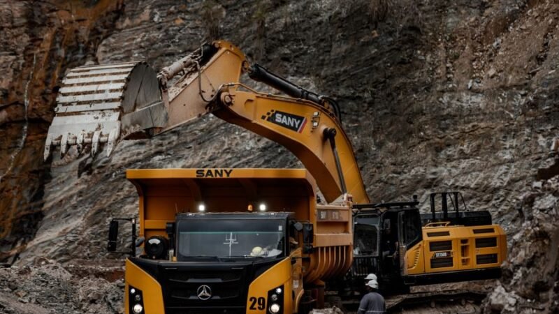 Transmissões automáticas Allison aumentam produtividade de caminhões Sany