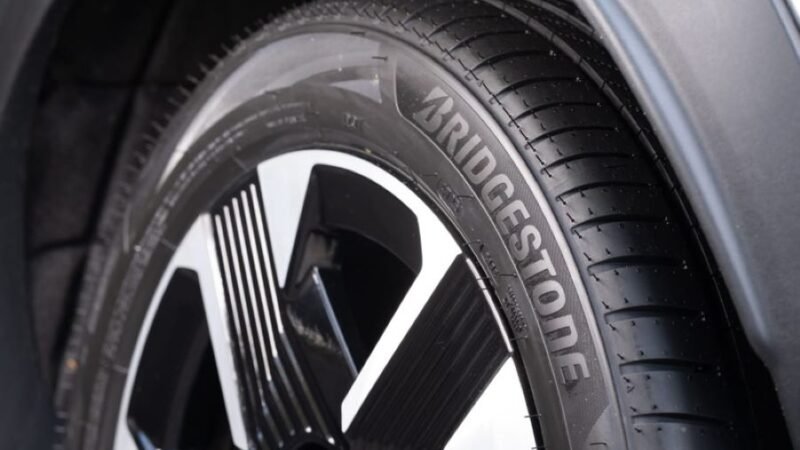 Bridgestone lança pneus para veículos de passeio, SUVs e transporte rodoviário de cargas