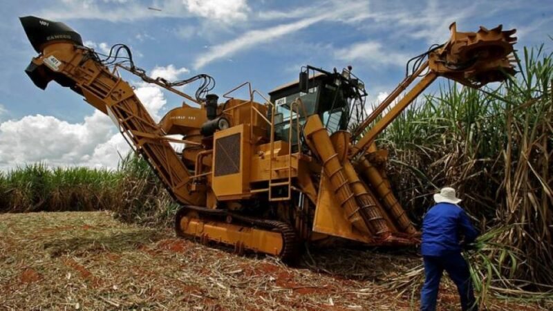 Investimentos em máquinas recuam 14,2% em fevereiro na comparação interanual, diz Abimaq